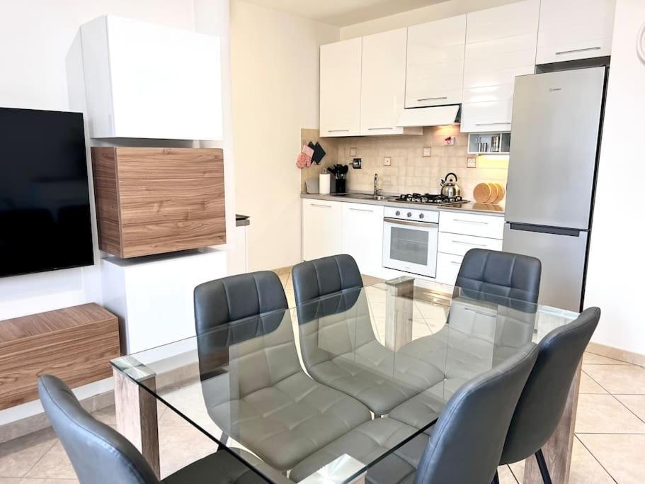Comfyspot Apartment Rosia Exterior photo